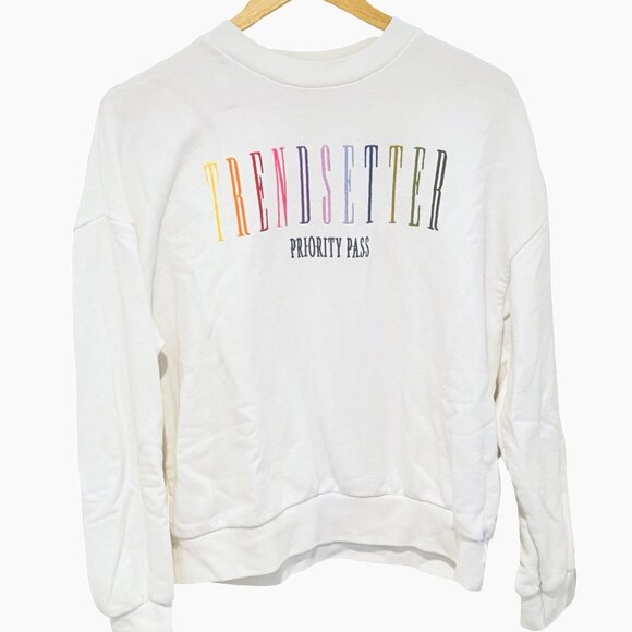 Trendsetter | Embroidered Rainbow Pullover S - Picture 1 of 5